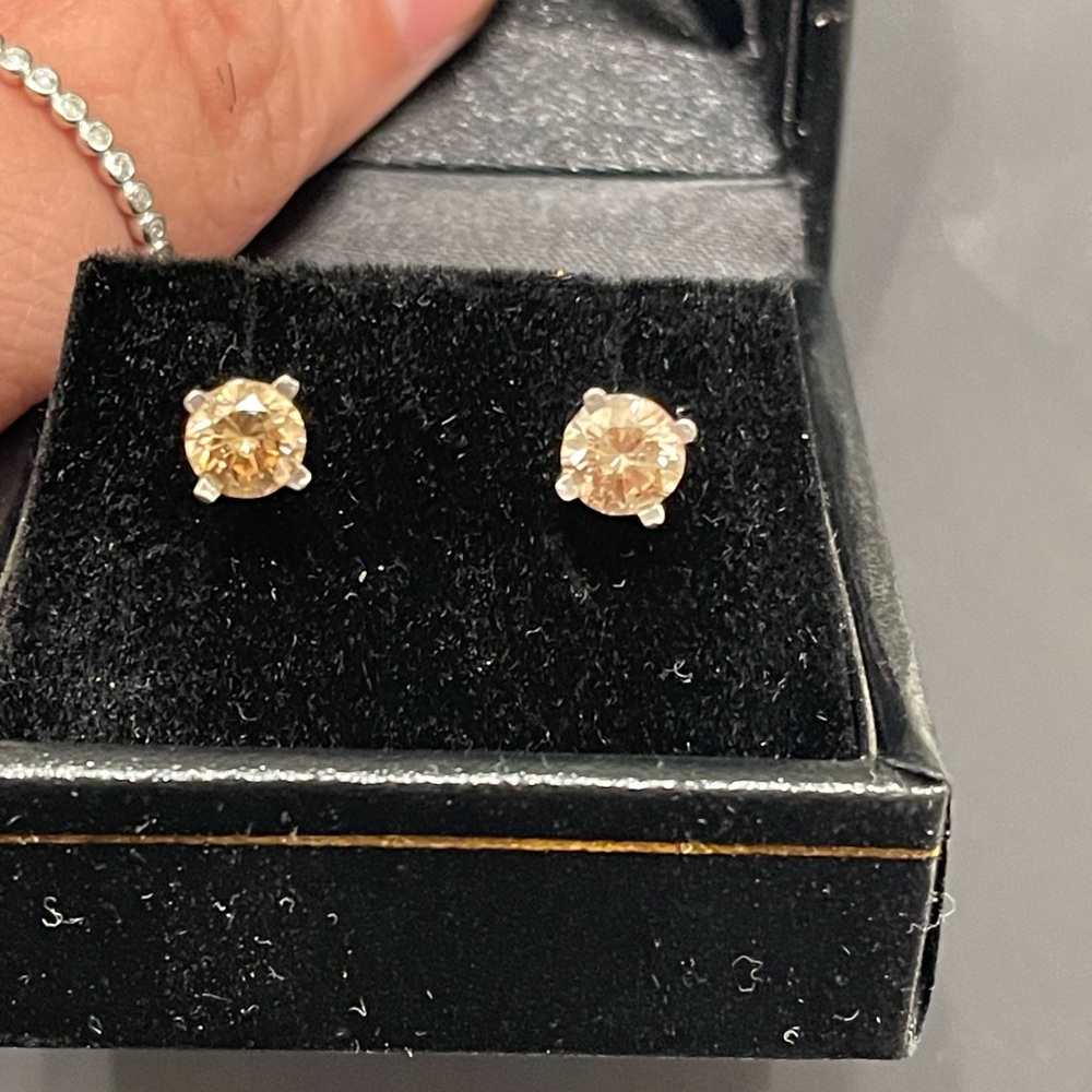 14k white gold Elegant cognac, Stud Earrings